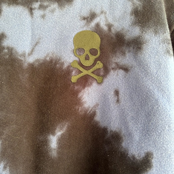 SOUL sweatshirt blue tie dye cotton skull emblem. Sz M  made in USA. unisex - Picture 3 of 5